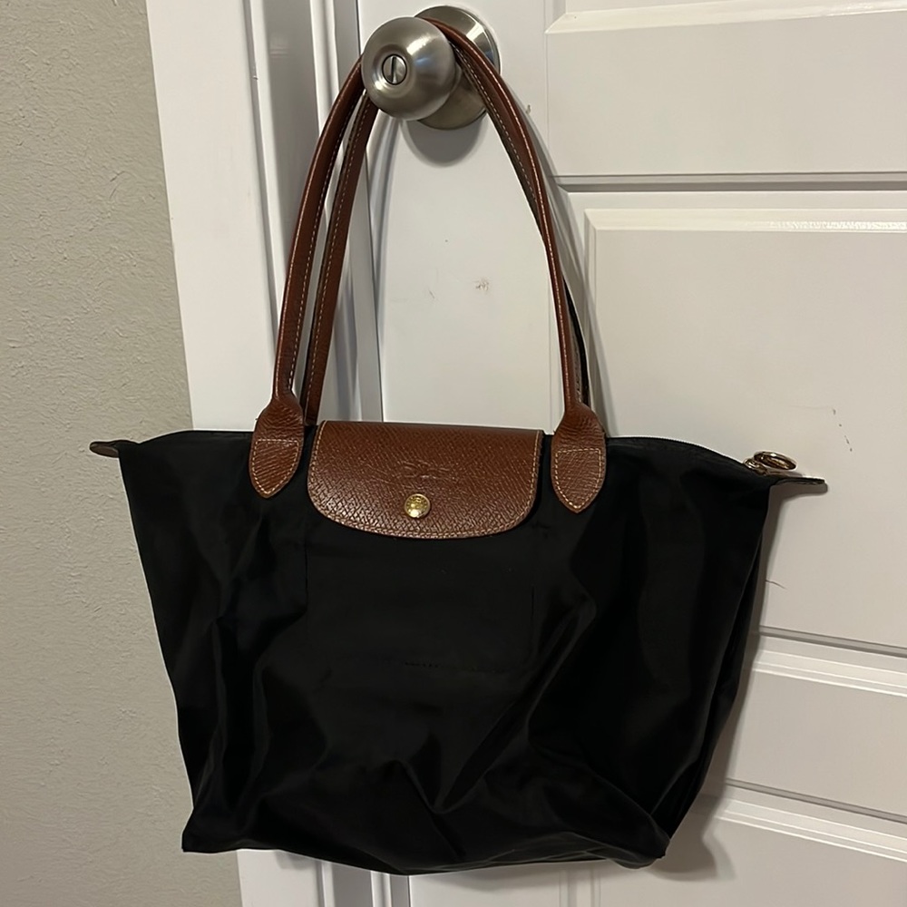 Longchamp Le Pliage Medium Black Tote